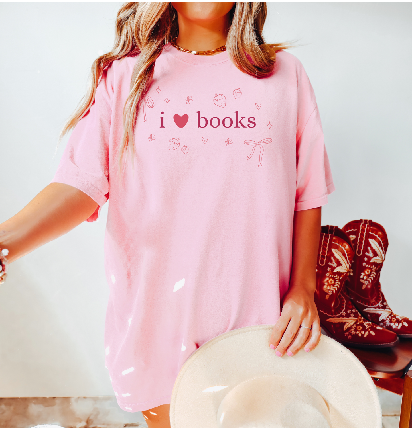 I <3 Books Tee