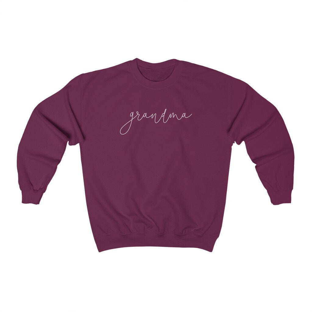 Grandma Sweatshirt, Personalized Gift for Grandmother, New Grandma Gift, Pregnancy Reveal, Pregnancy Announcement, Mom Gift, Customizable