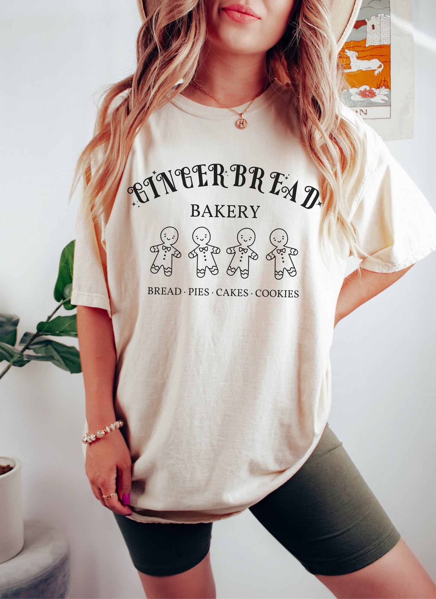 Christmas Shirt Comfort Colors®, Gingerbread Bakery Tee, Cute Vintage Christmas Party T-Shirt, Holiday Clothing, Secret Santa Gifts