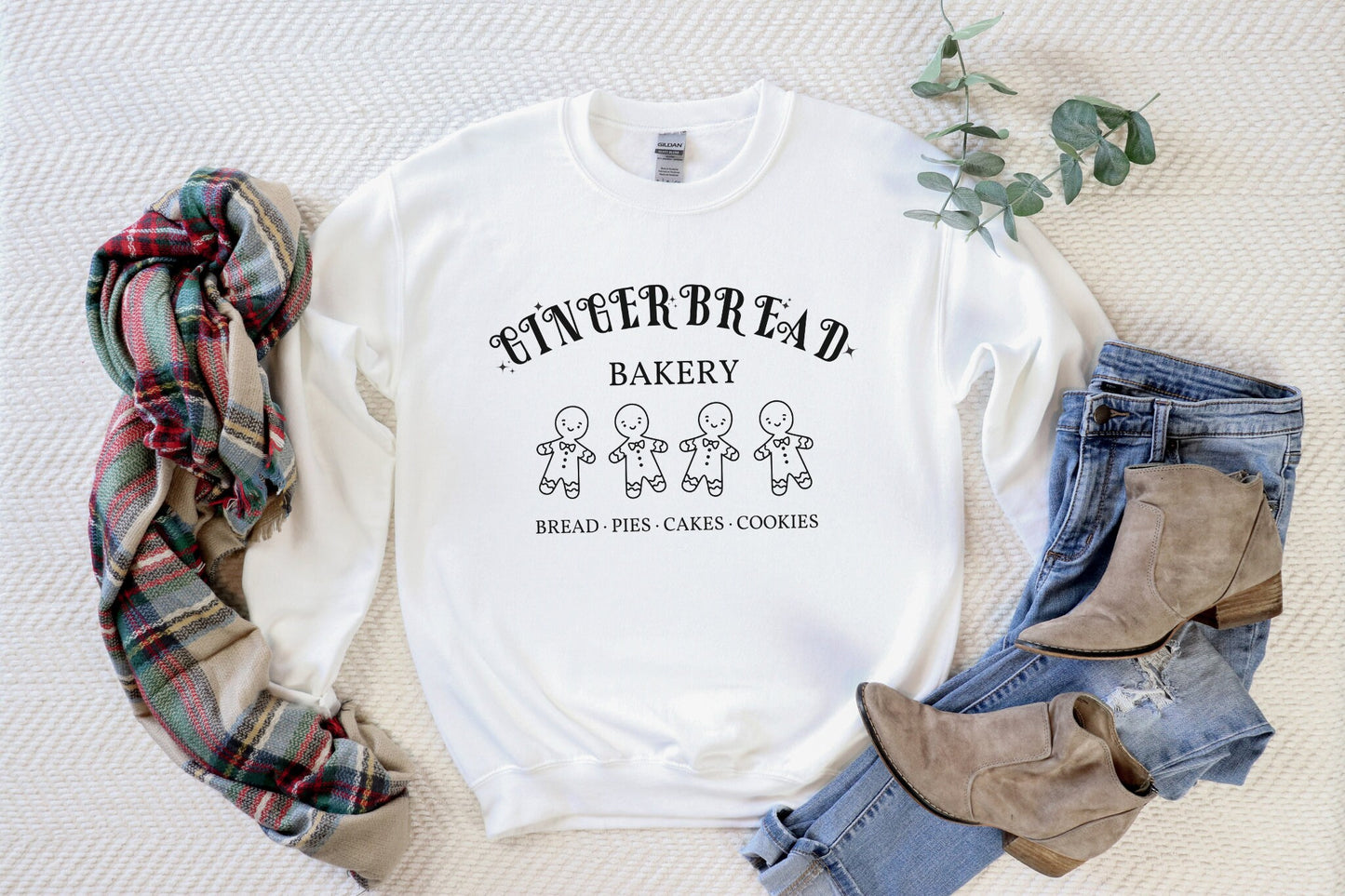 Gingerbread Christmas Sweatshirt, Gingerbread Bakery Crewneck Sweater, Holiday Party Shirt, Xmas Morning Jumper, Matching Family Pullovers