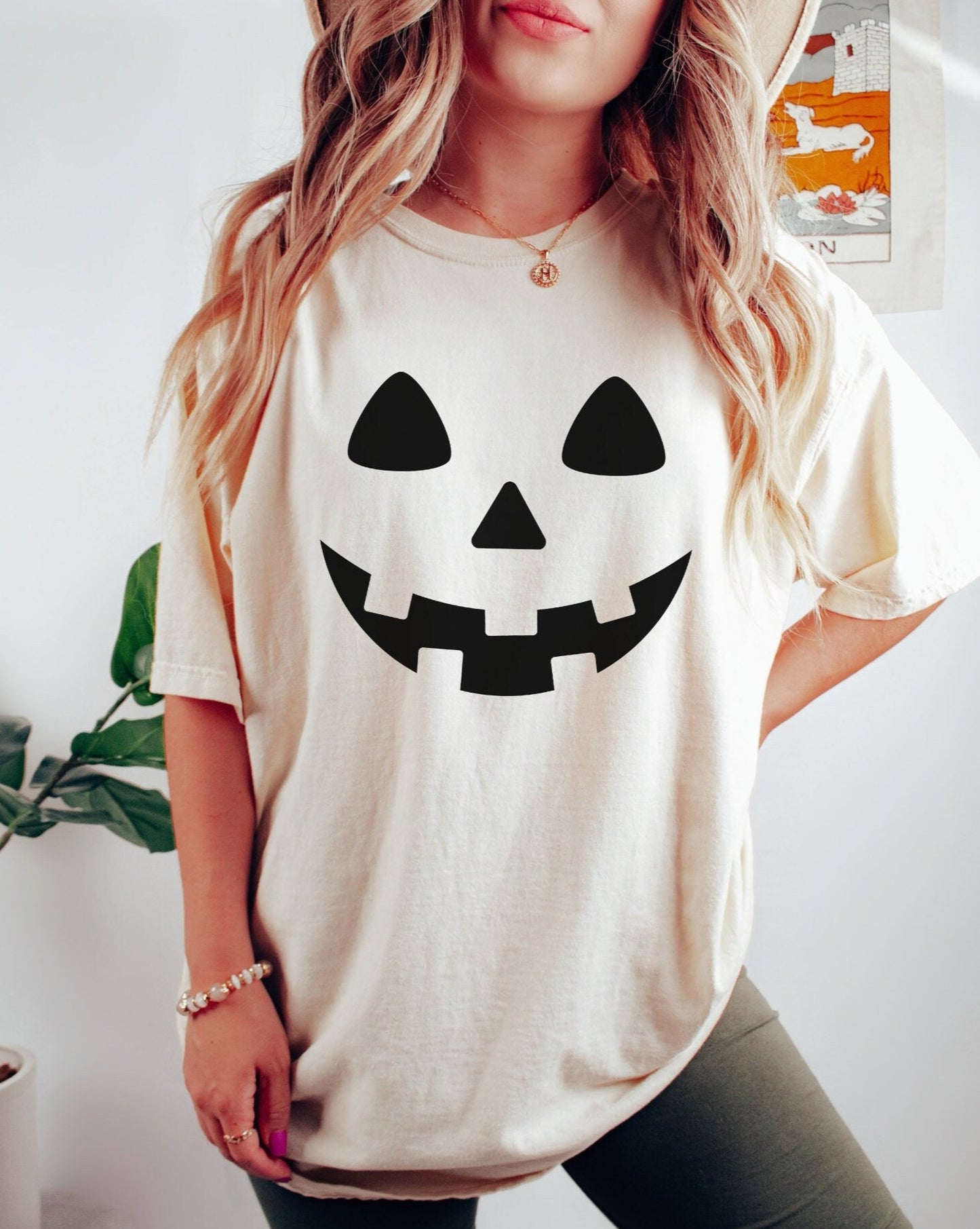 Halloween Shirt Comfort Colors®, Pumpkin Face Tee for Women, Cute Spooky Season Clothing, Funny Jack O Lantern T-Shirt, Halloween Party