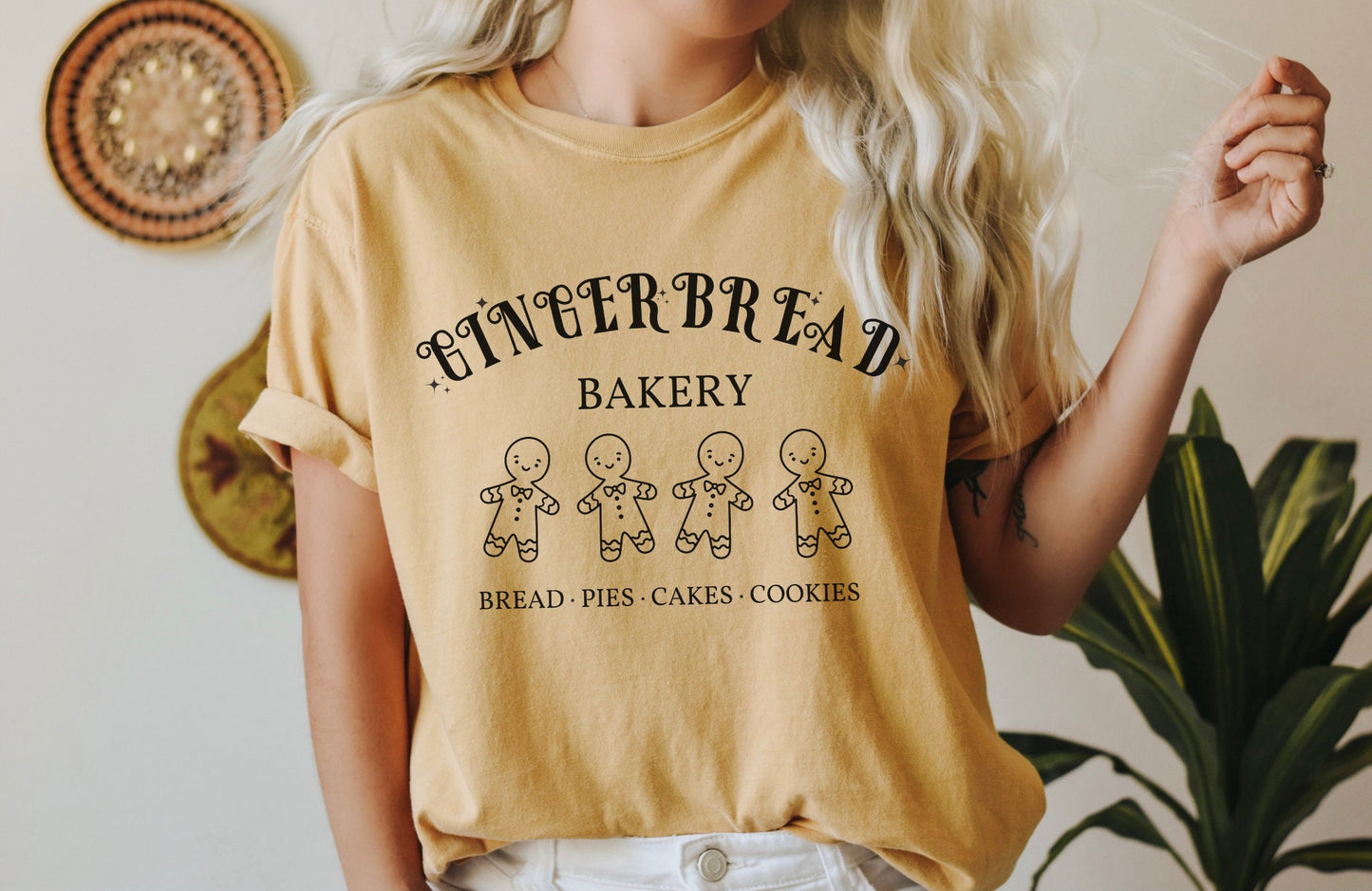 Christmas Shirt Comfort Colors®, Gingerbread Bakery Tee, Cute Vintage Christmas Party T-Shirt, Holiday Clothing, Secret Santa Gifts