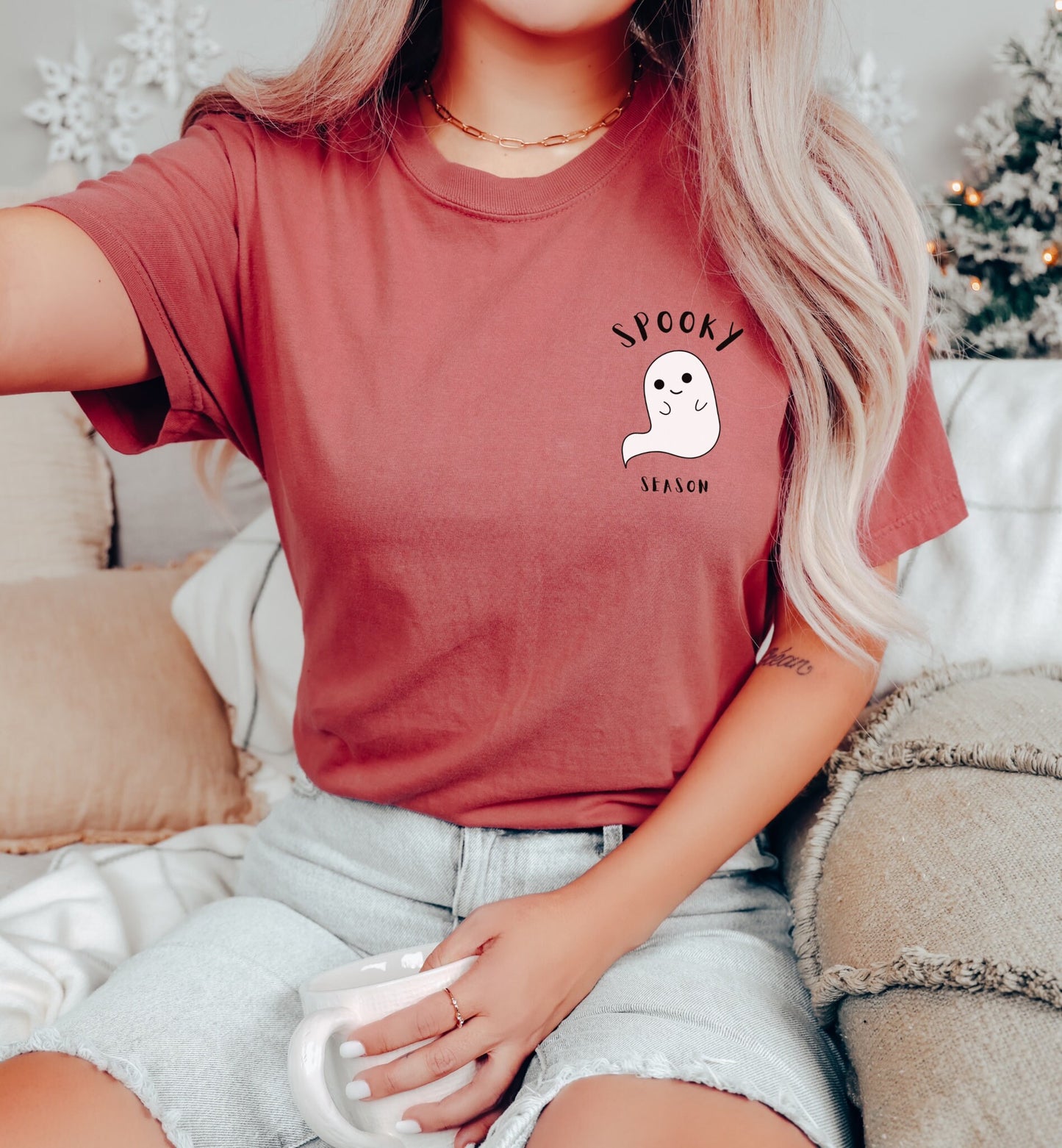 Halloween Shirt Comfort Colors®, Ghost Spooky Season T-Shirt, Vintage Minimalist Halloween Tee, Retro Boo Shirt, Cute Ghost Clothing