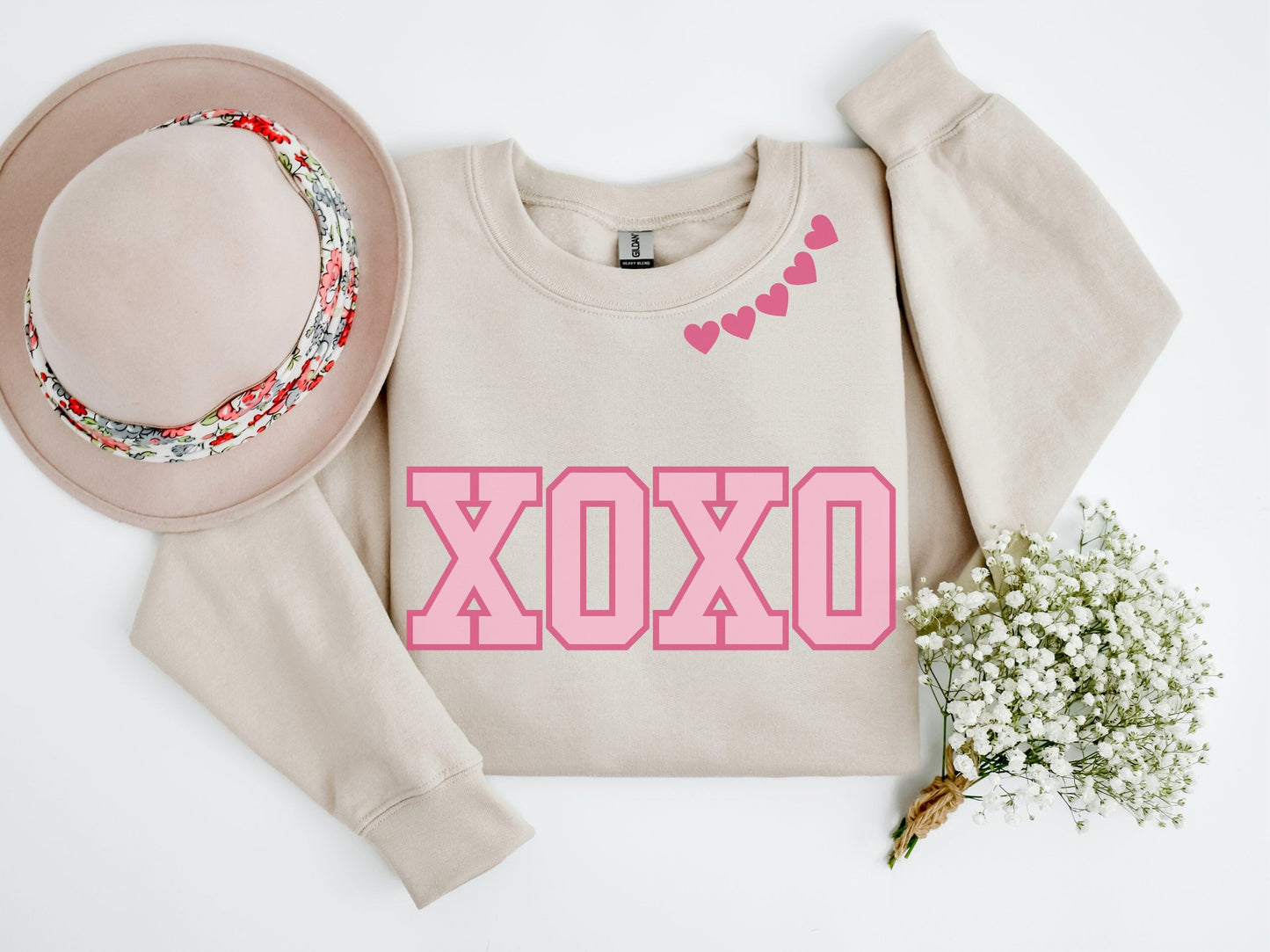 Valentine's Sweatshirt, XOXO Sweater, Collar Hearts, Cute Valentine's Day Crewneck, Teacher Valentine's Shirt, Mom Valentine's