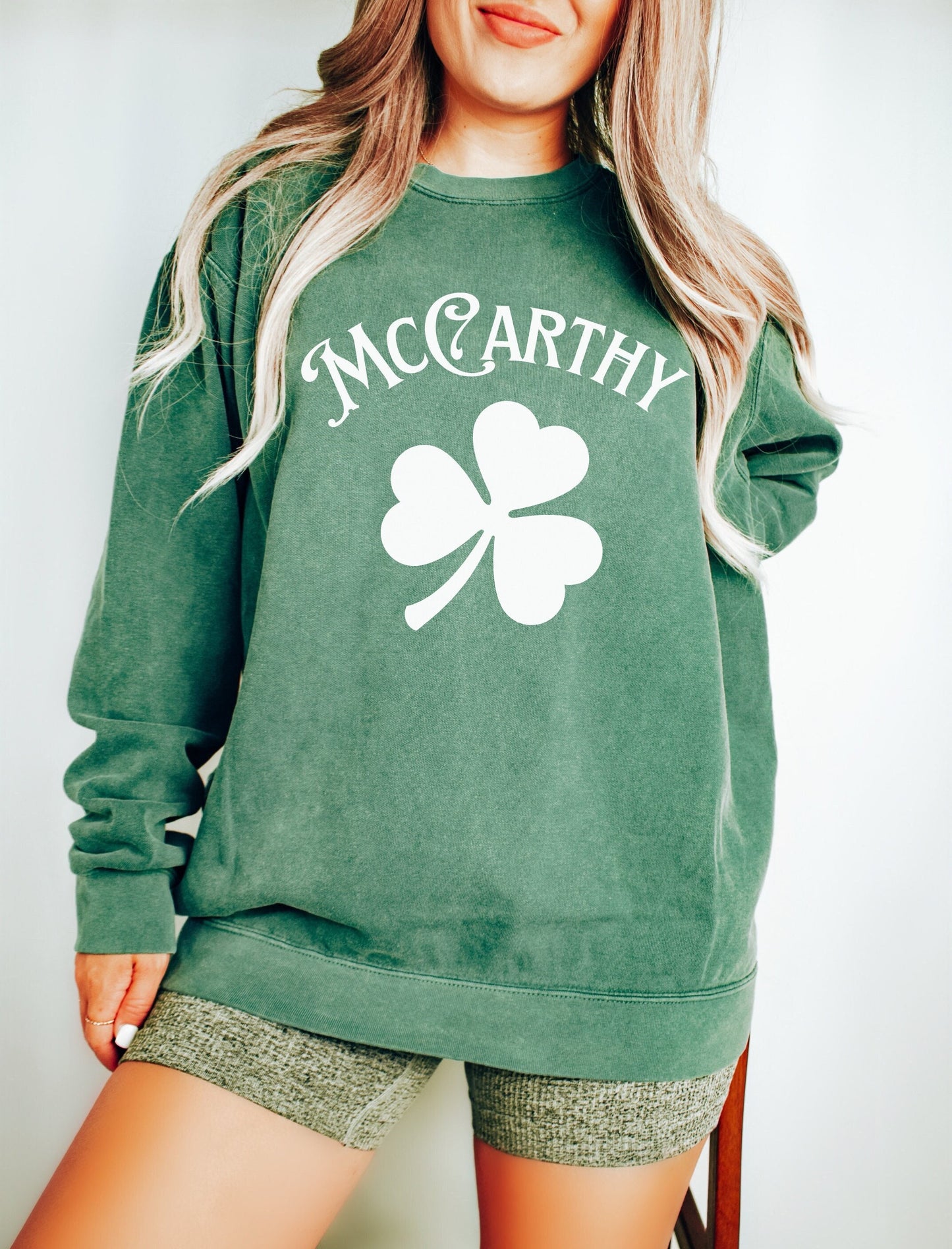 Custom Shamrock Shirt, Personalized Last Name St Patrick's Day Sweatshirt, Comfort Colors Parade Shirt, Irish Drinking Sweater