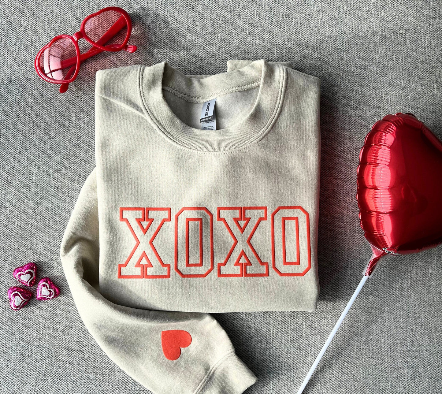 Valentine's Sweatshirt, Puff Print Valentine's Day Sweater, Heart on Sleeve, Cute XOXO Crewneck, Gift for Her, XOXO Shirt