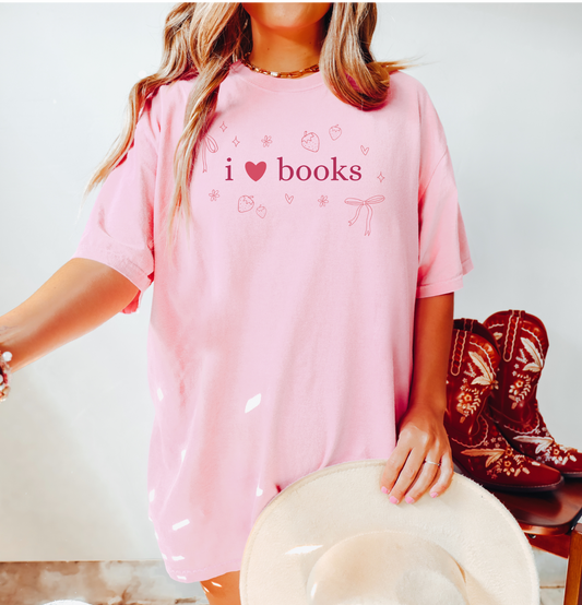 I <3 Books Tee