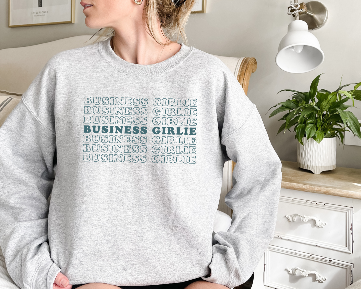 Business Girlie Sweatshirt