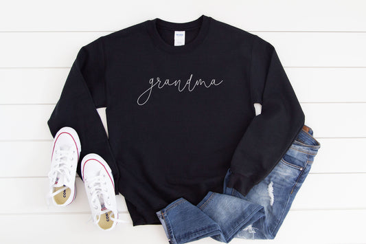 Grandma Sweatshirt, Personalized Gift for Grandmother, New Grandma Gift, Pregnancy Reveal, Pregnancy Announcement, Mom Gift, Customizable